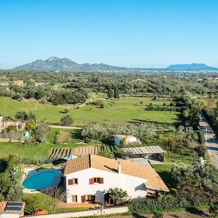 Villa Calyra By Klodge