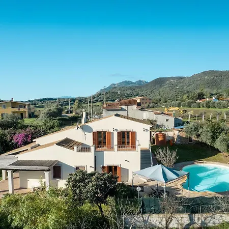 Calyra By Klodge Villa Olbia