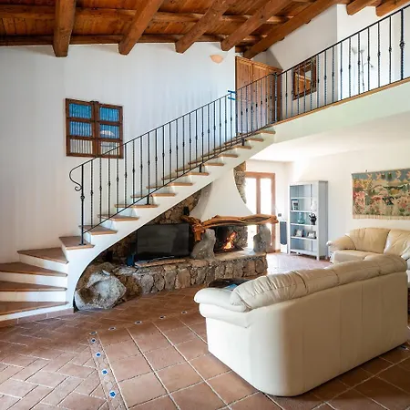 Calyra By Klodge Villa Olbia