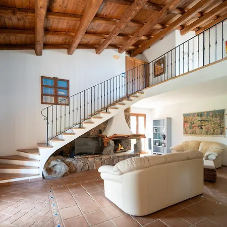 Villa Calyra By Klodge Olbia