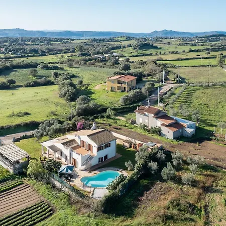 Calyra By Klodge Olbia