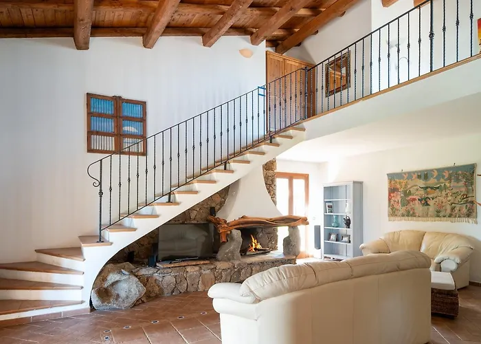 וילה Calyra By Klodge אולביה