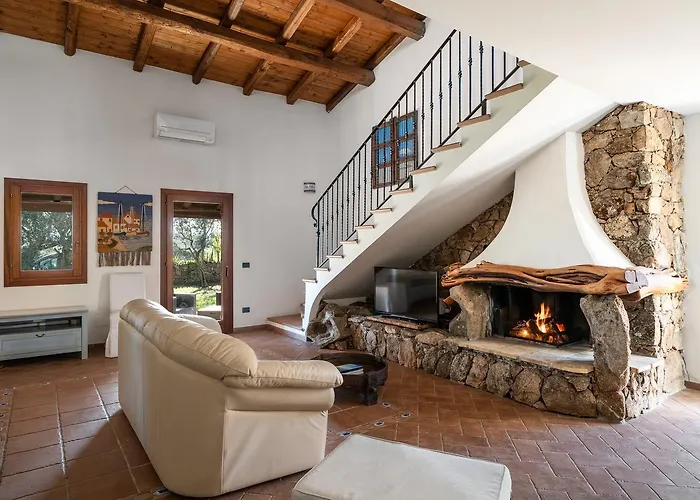 וילה Calyra By Klodge אולביה